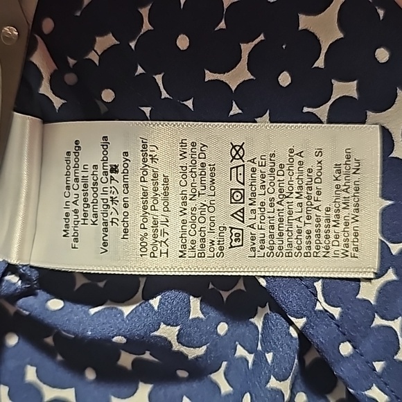 J.Crew Sleeveless button-front ruffleneck popover in navy floral Size M NWOT - Picture 7 of 16